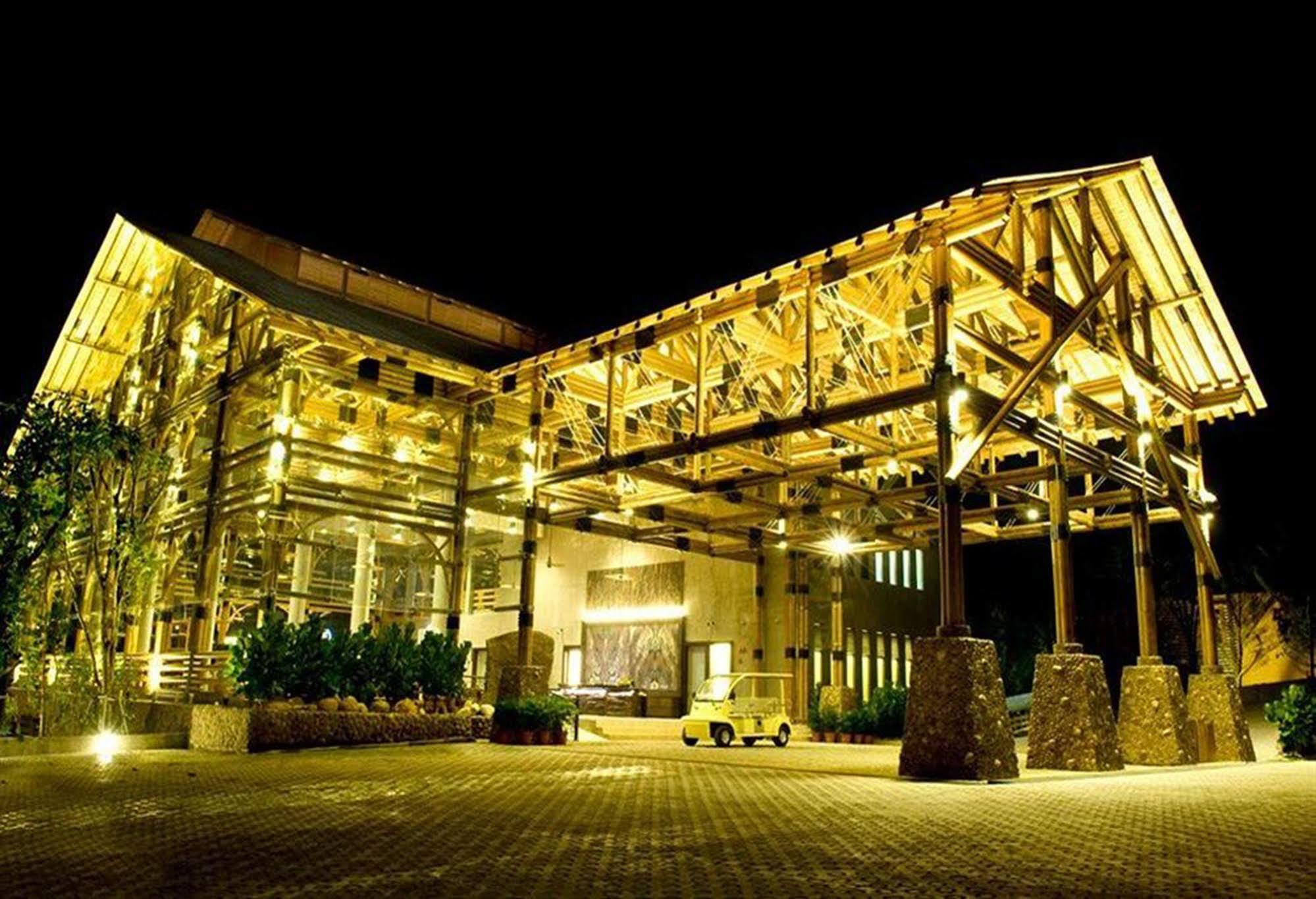 Philea & Tempat peranginan